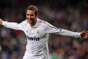 米兰双雄状态火热，争夺意甲前列