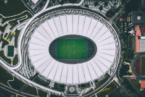 世界划手会师成都，共绘湖上竞技图