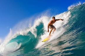 中国女篮新秀涌现为国家队注入新鲜血液，中国女篮新人辈出