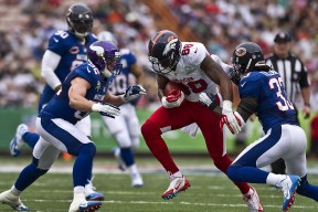 蛙泳选手状态回暖中立代表队A表现突出，蛙泳比赛出发视频