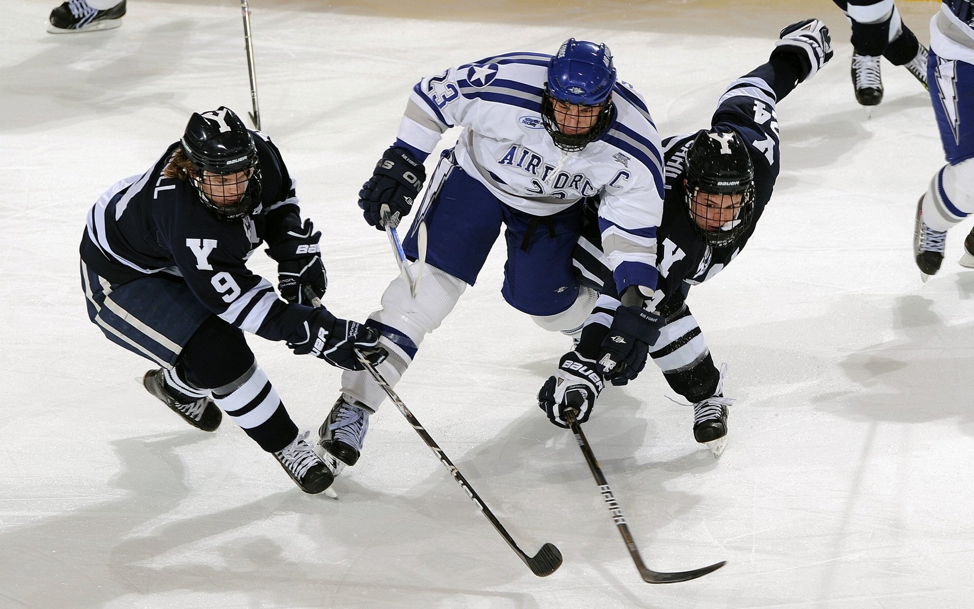 2025年足球重大赛事推进方案正式发布，国际合作不断深化，2020年足球大赛有哪些